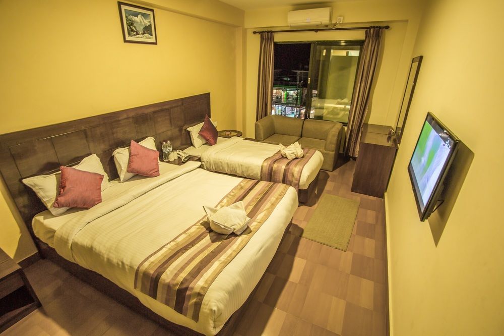 Kotee Home Hotel Pokhara Esterno foto