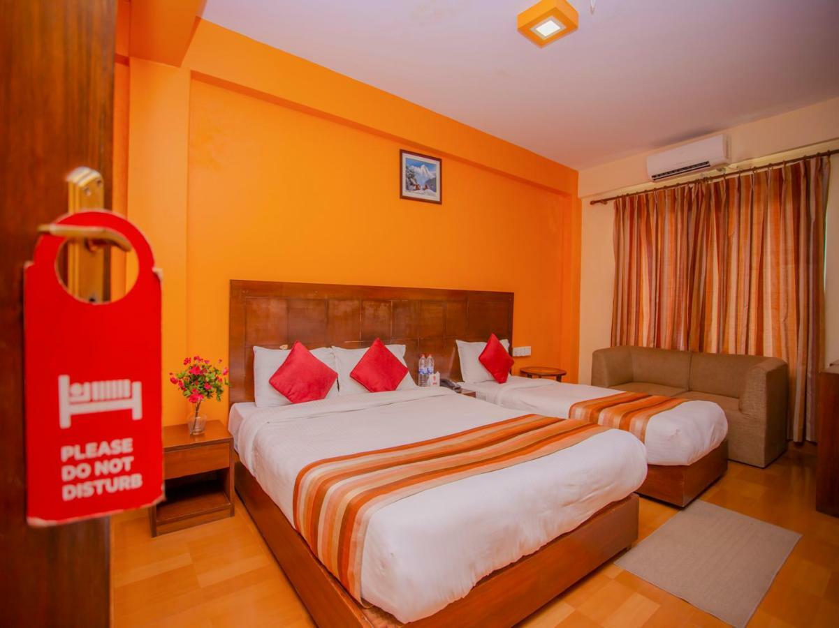 Kotee Home Hotel Pokhara Esterno foto