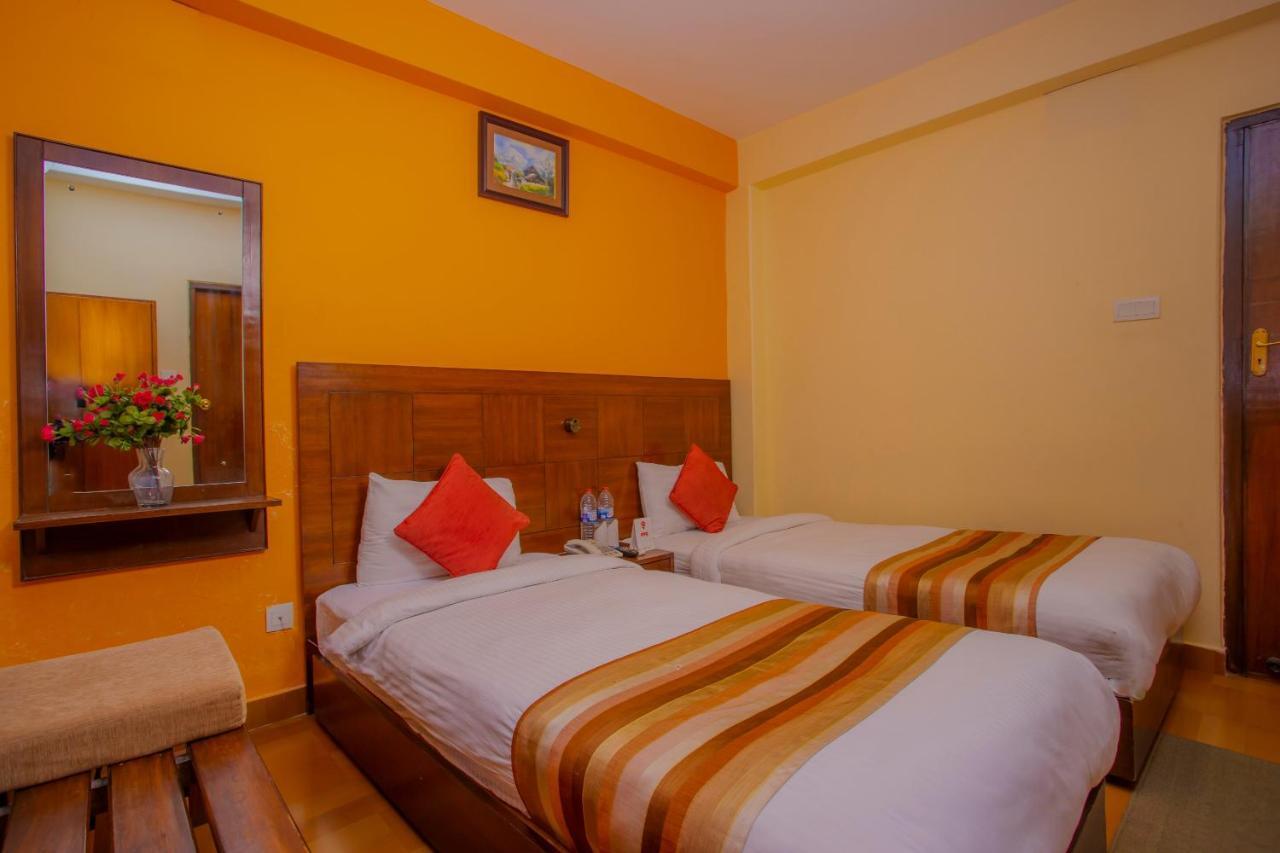 Kotee Home Hotel Pokhara Esterno foto